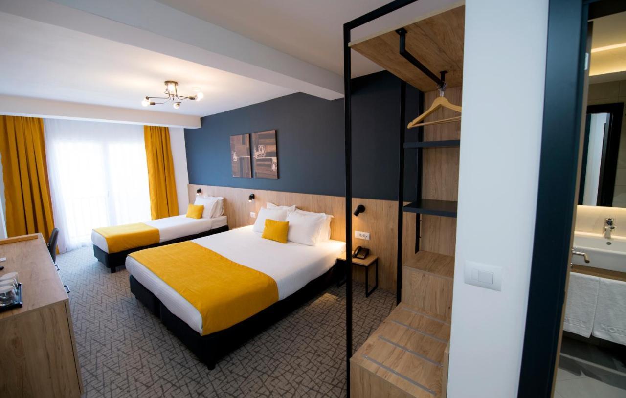 City Inn Приштина Экстерьер фото