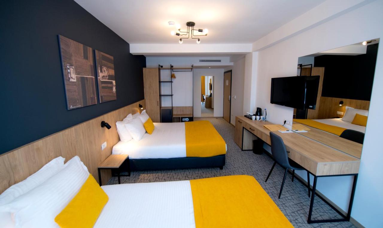City Inn Приштина Экстерьер фото