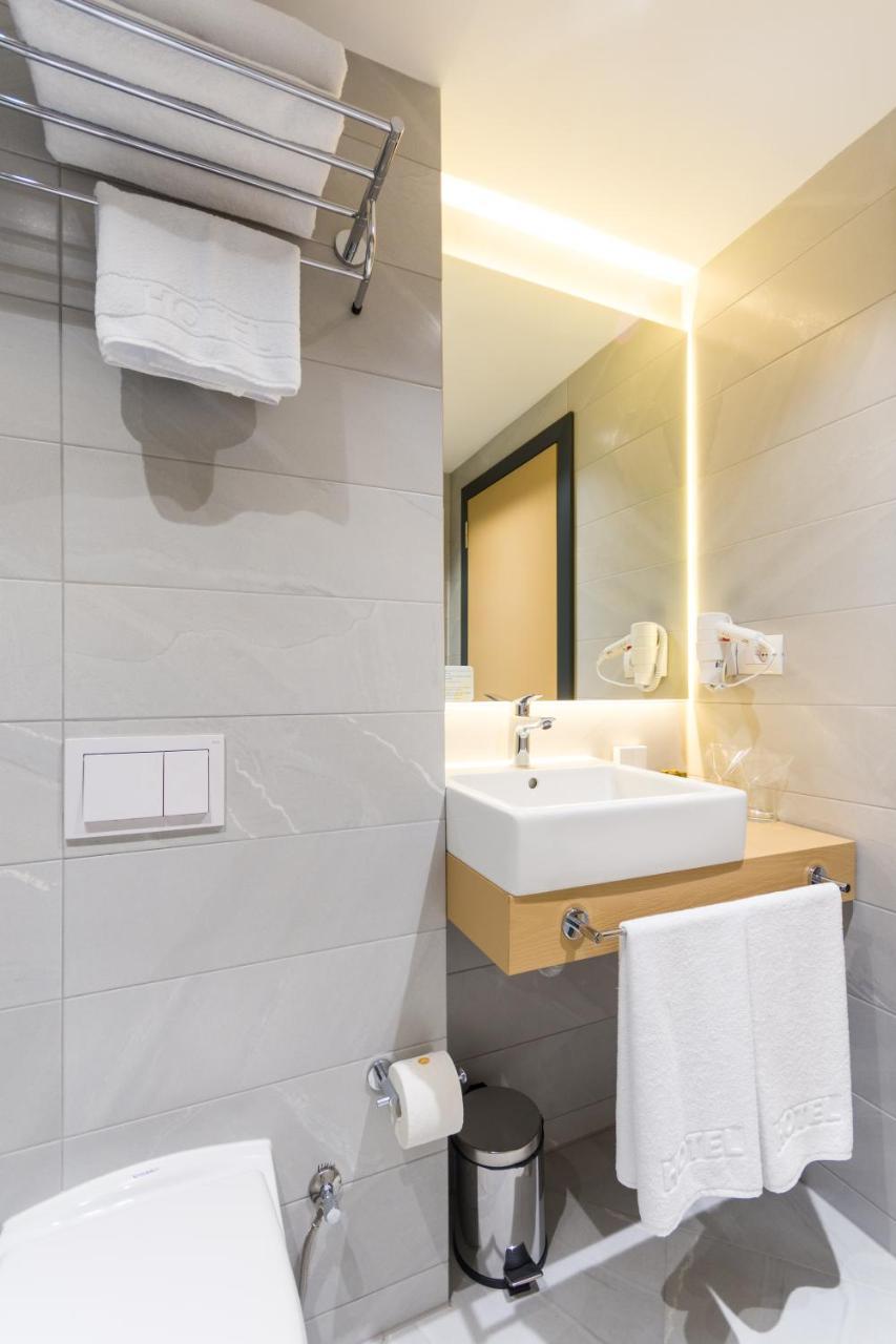 City Inn Приштина Экстерьер фото