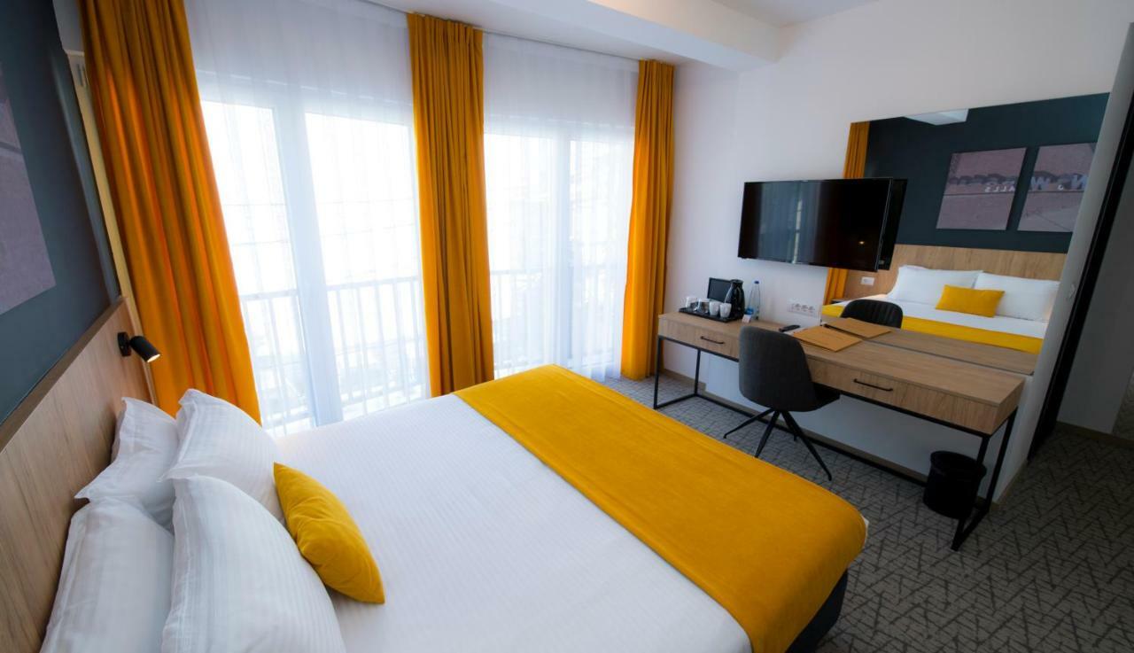 City Inn Приштина Экстерьер фото
